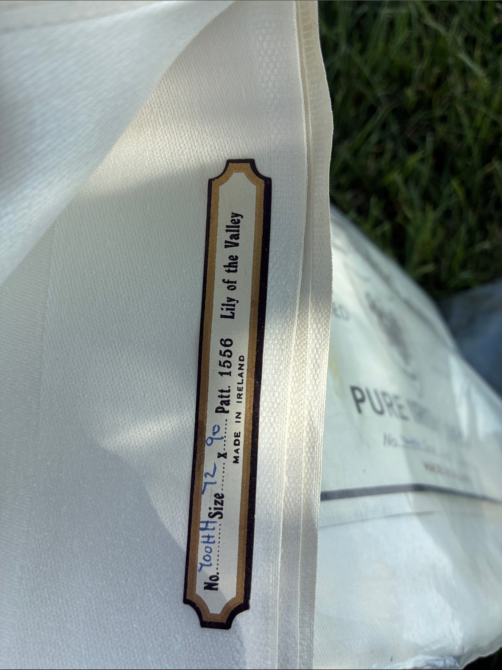 Beautiful Vintage Erinore Pure Irish Linen Double Damask Tablecloth - Picture 5 of 5
